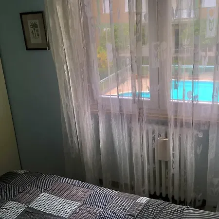 Quarto em Acomodações Particulares Una Rotonda Sul Mare